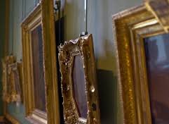 Mirrors/art must be boxed.